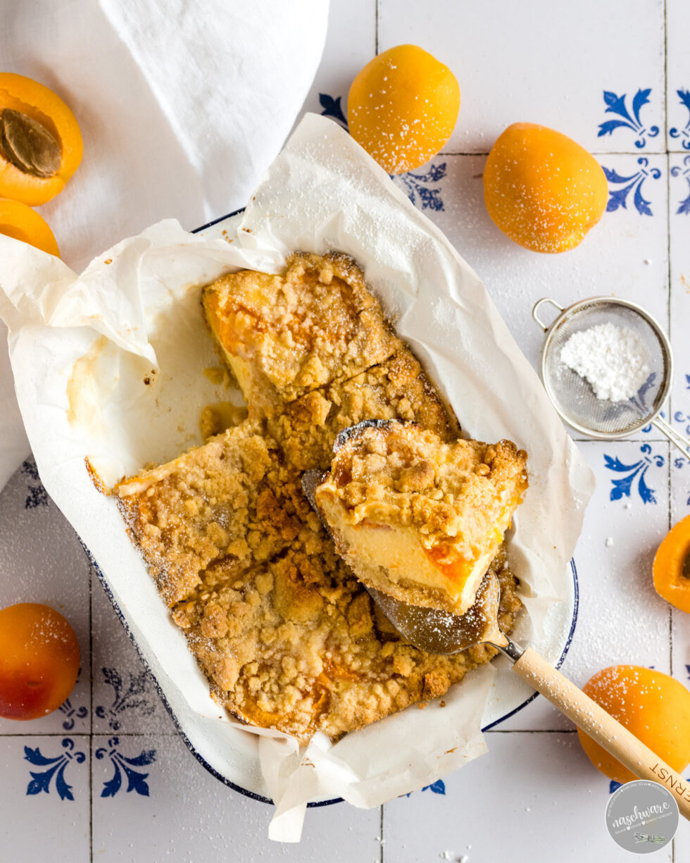 Aprikosen-Käsekuchen mit Streuseln - Rezept - naschware.de