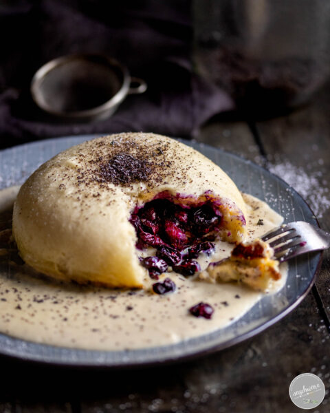 Gefüllte Dampfnudeln mit Vanillesoße - Rezept - naschware.de